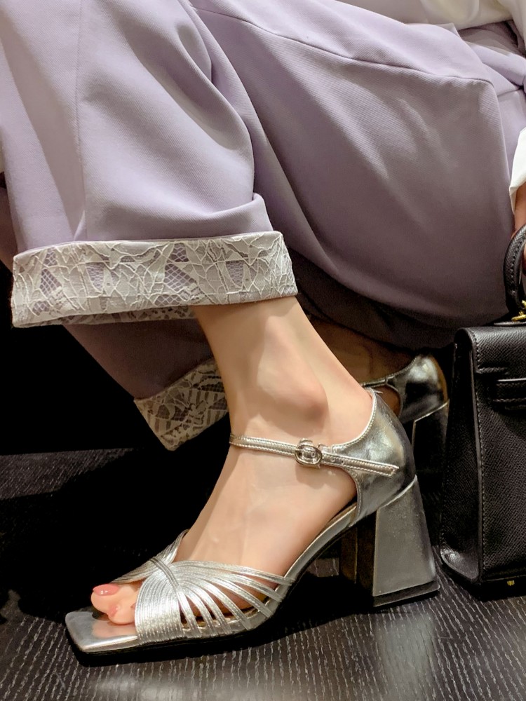 Elegant Women High Heels Hollo - Leather Work Outfit recension och pris